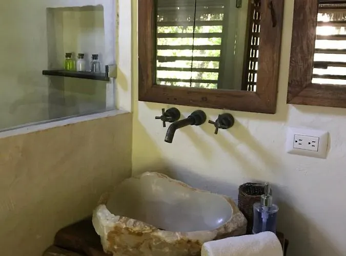 Verdeamar Eco Jungle Retreat Couette-café Chemuyil